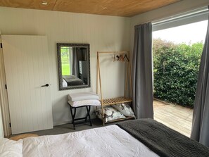 1 bedroom, iron/ironing board, free WiFi, bed sheets - Guest House in the Lavender Field (Cambridge)
