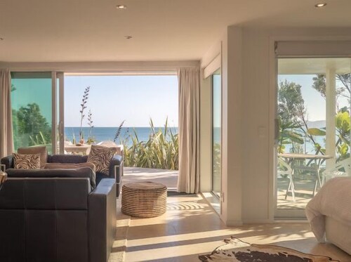 Seascapes Waterfront 2