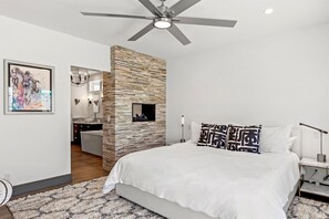 4 bedrooms, internet