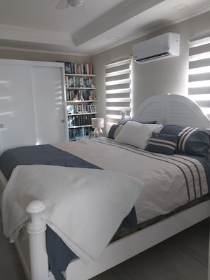 1 slaapkamer, een strijkplank/strijkijzer, gratis wifi, beddengoed
