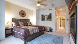 5 bedrooms, iron/ironing board, internet, bed sheets