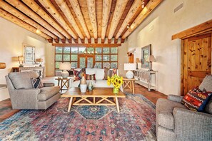 TV, fireplace, offices - Vallecita Bonita - Hot Tub, Fire Pit (Santa Fe)