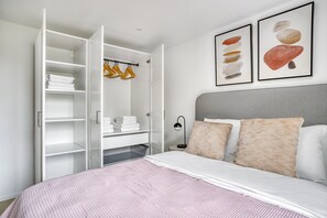 3 Schlafzimmer, Bügeleisen/Bügelbrett, WLAN, Bettwäsche