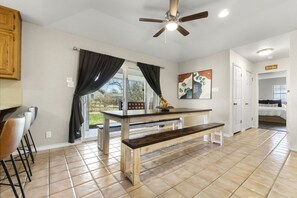 3 bedrooms, desk, iron/ironing board, travel crib