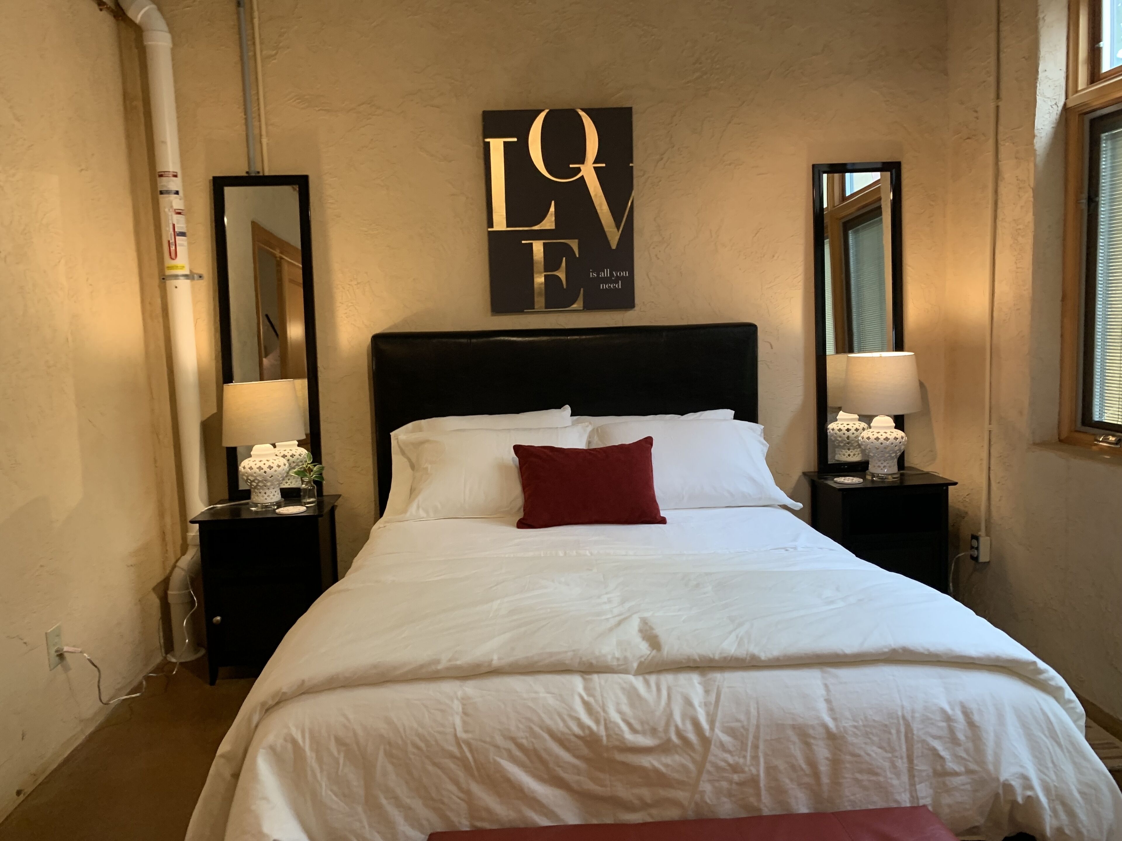 4 Schlafzimmer, Schreibtisch, kostenloses WLAN, Bettwäsche