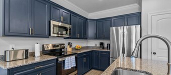 Modern 3 Bed/2 Bath in Haughton