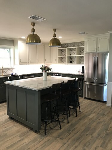 Sunset Farm in Aggieland - Country Life 15 miles from Kyle Field - up to 14 ppl