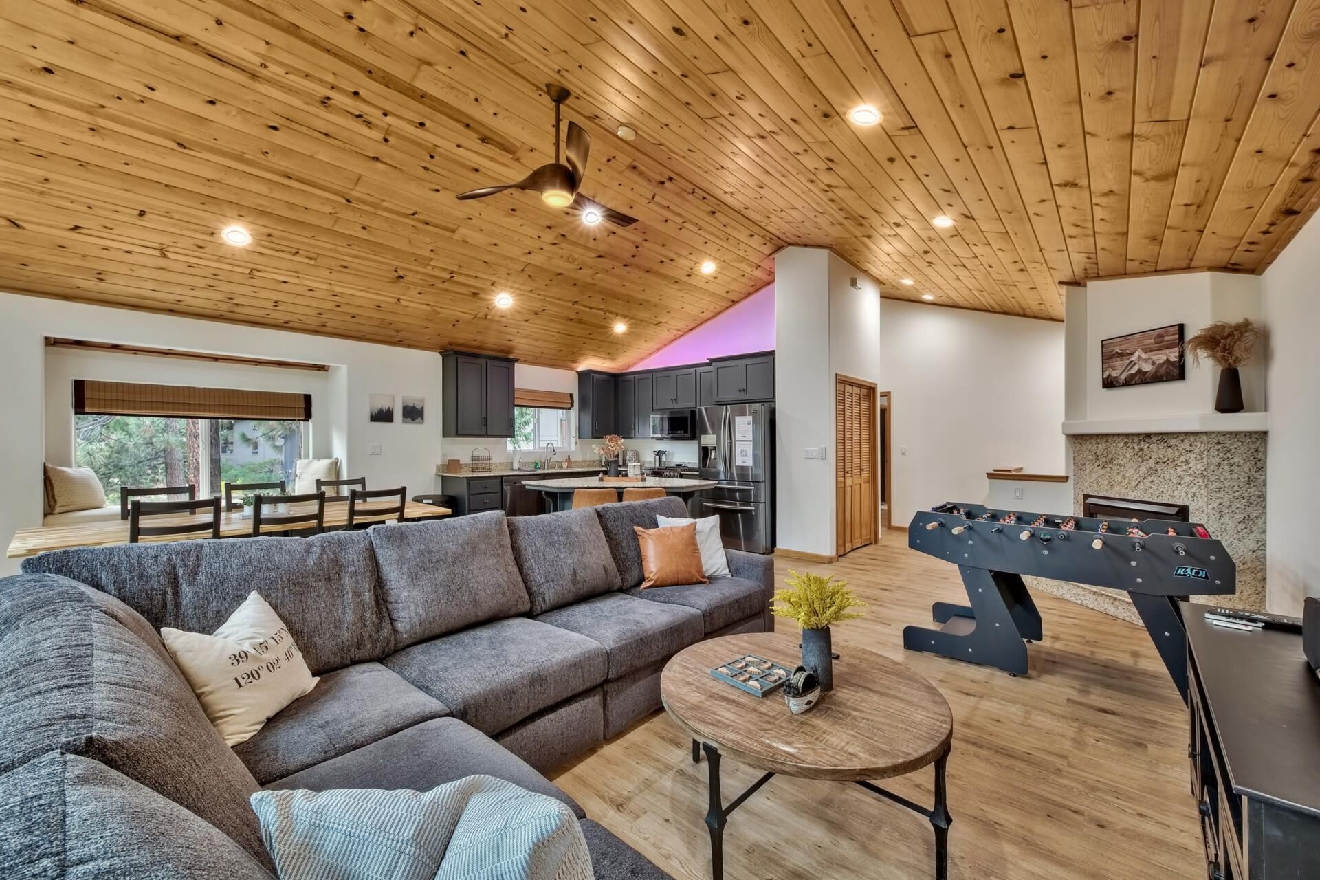 Walk-to-Trail, Pet Friendly, Hot Tub, Games, Beach