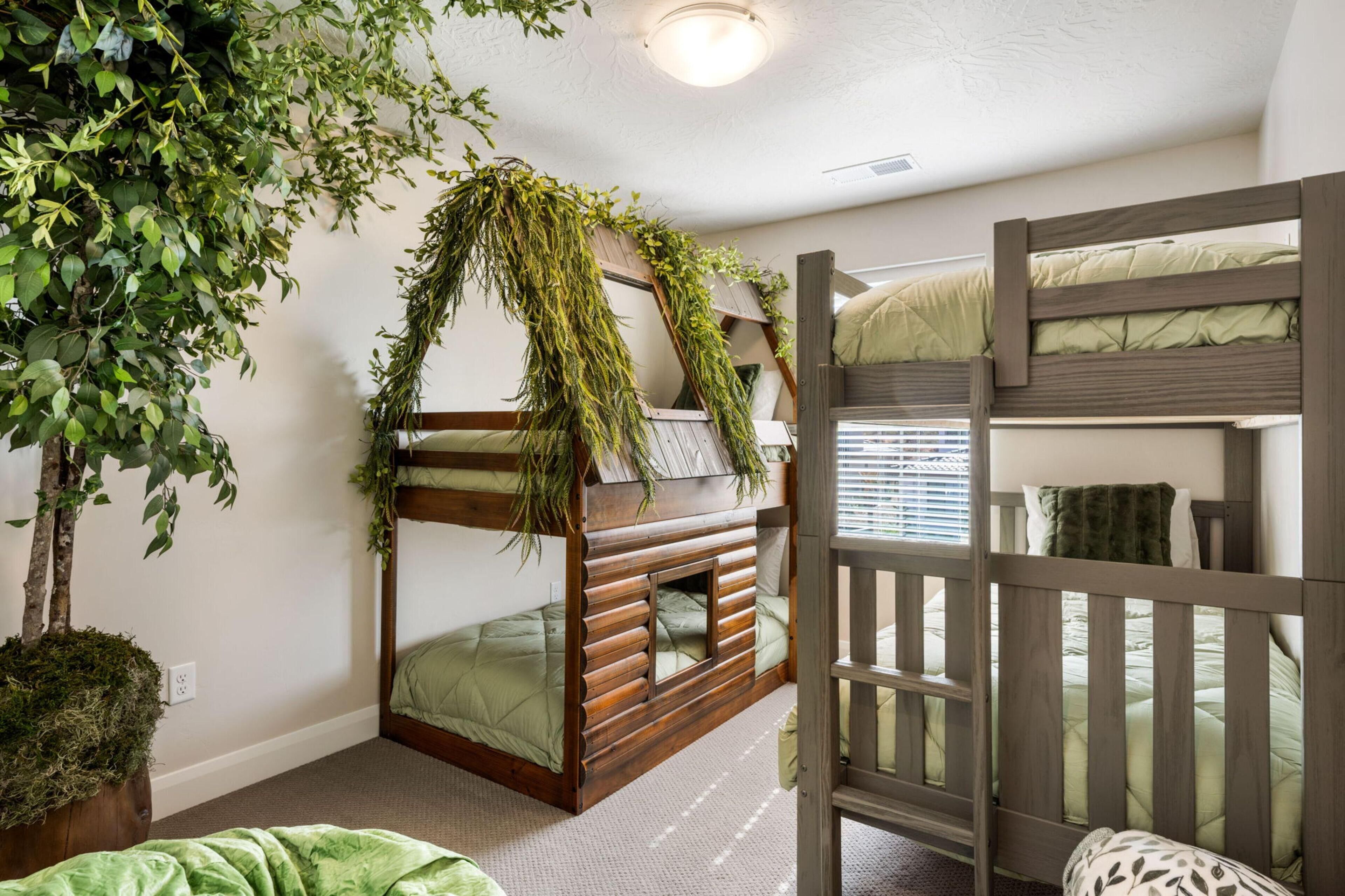 House, 4 Bedrooms | 4 bedrooms, bed sheets