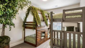 House, 4 Bedrooms | 4 bedrooms, bed sheets