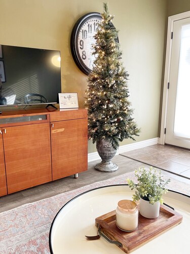 Getaway in Draper-Comfy Beds—Sleeps 10+