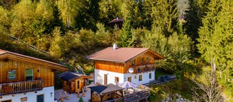 Detached chalet with sauna with fantastic mountain panorama