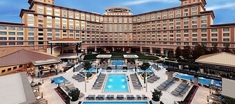 Grand Lux II - Luxury Resort Pool Villa -  Close to Wineries, Beaches, Temecula