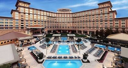 Grand Lux II - Luxury Resort Pool Villa - Close to Wineries, Beaches, Temecula