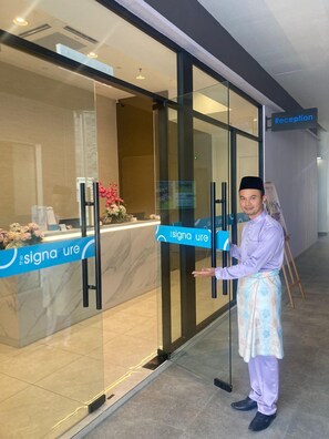 Front of property - The Signature Serviced Suites Puchong (Puchong)