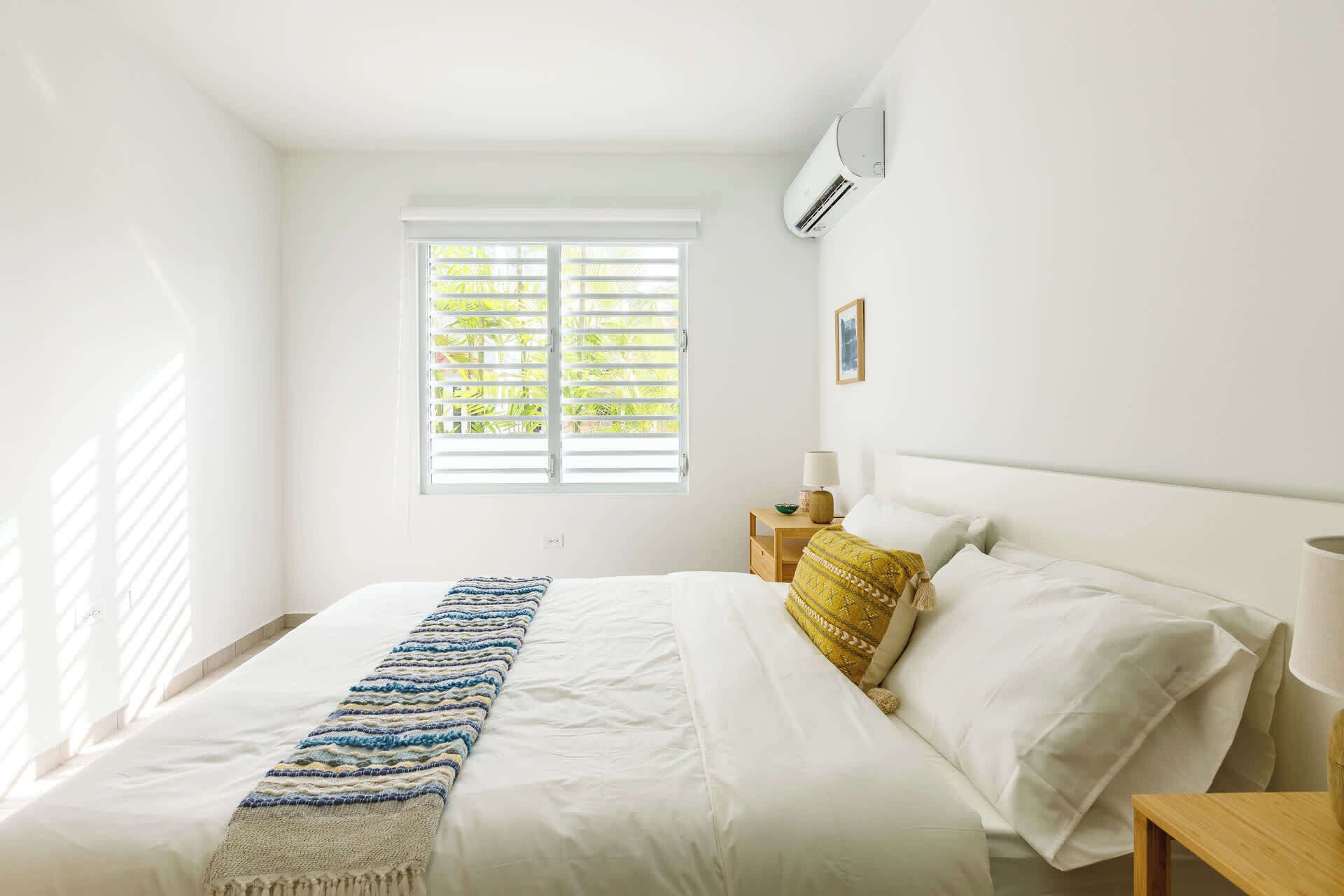1 bedroom, travel cot, WiFi, bed sheets