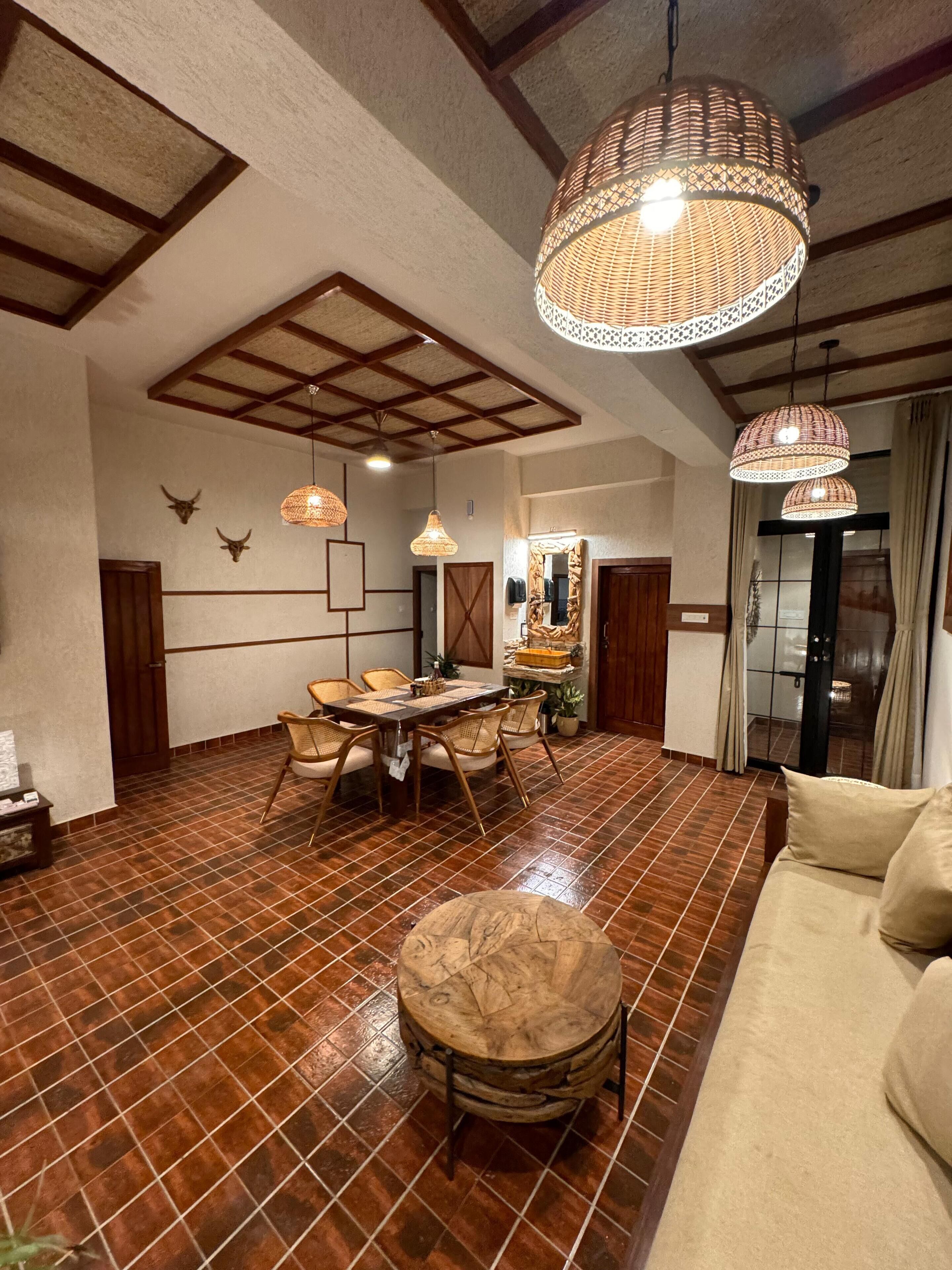 Villa | In-room dining