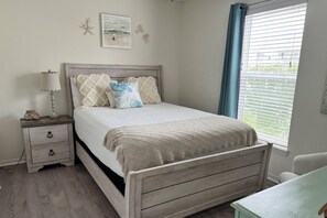 3 sovrum, strykjärn/strykbräda, gratis wi-fi och sängkläder