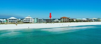 Breathtaking Views Of The Gulf of Mexico |Luxury Beachfront Living On the Sand |Shellendipity|Garage