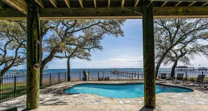Gorgeous Waterfront House On The Sound | New Pool | Large Dock & Boat Lift | Covered Parking