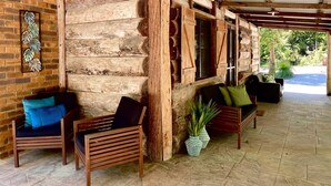 Room - Ferns Hideaway Resort (Byfield)