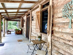 Cabaña Grand (Heritage Grand Cabin) | Terraza o patio