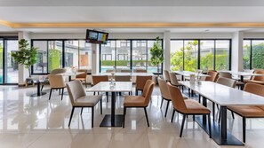 Restaurant - Gate43 Airport Hotel (Bang Phli)