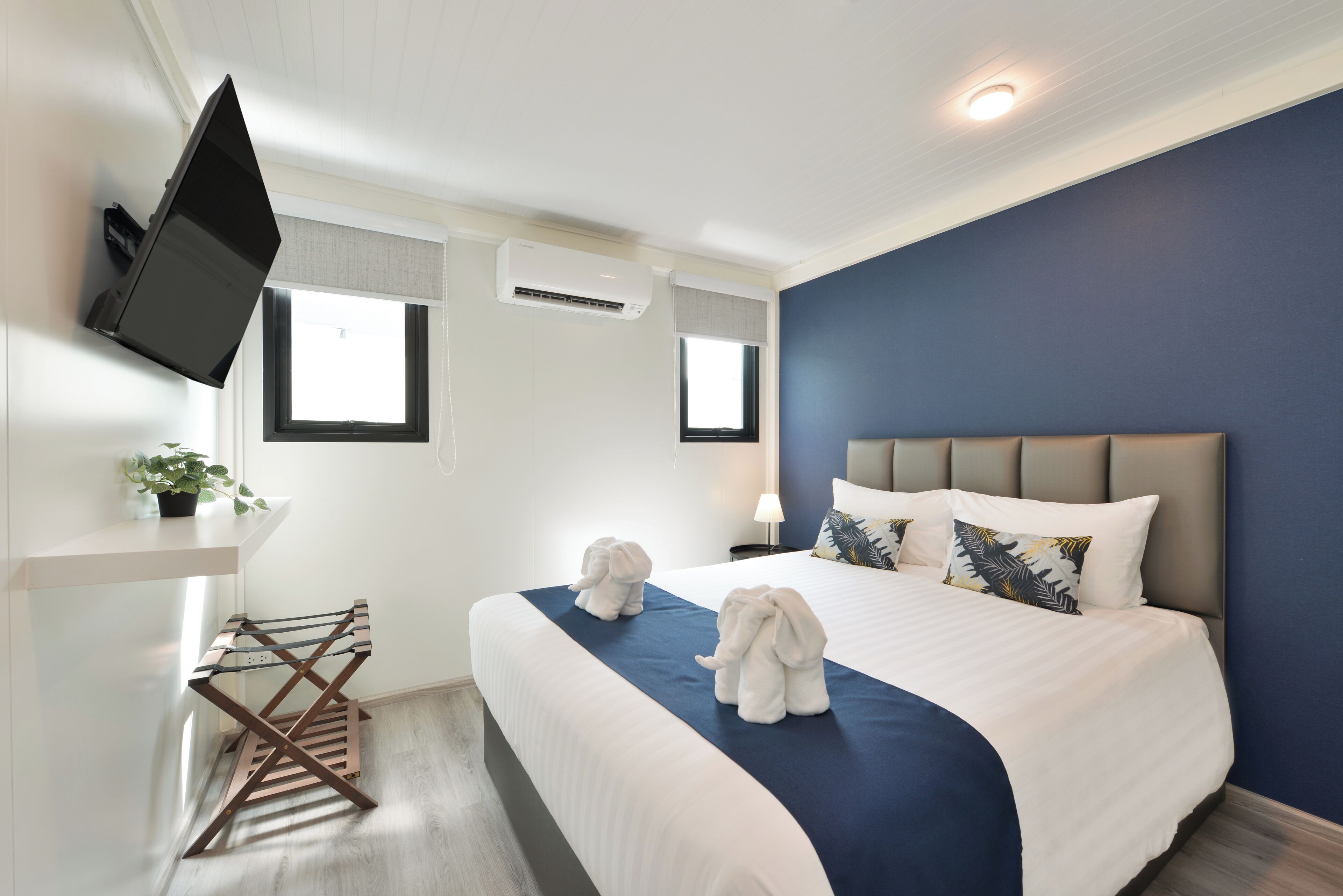 deluxe villa | 2 bedrooms, premium bedding, soundproofing, free wifi