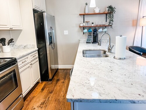 Downtown Raleigh 3 Bedroom Bungalow