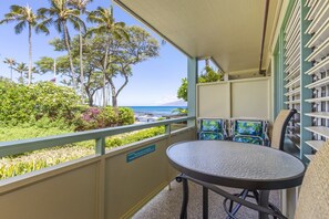 Outdoor dining - Aloha Condos, Napili Bay Resort, Condo 110, Beach View (Lahaina)