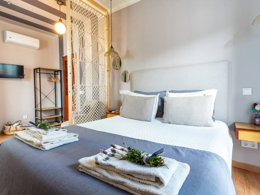 Design Room (3) | 1 bedroom, individually decorated, individually furnished