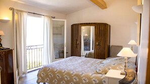 2 chambres, bureau, Wi-Fi, draps fournis