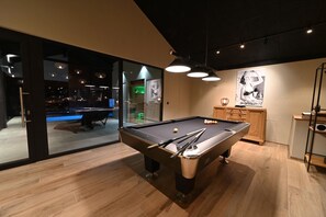 Spielezimmer