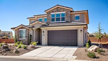 House, 4 Bedrooms | Exterior