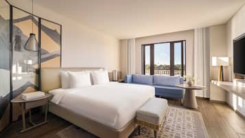 Villa (Moire, Pool) | Ropa de cama de alta calidad, colchones con acolchado adicional, minibar