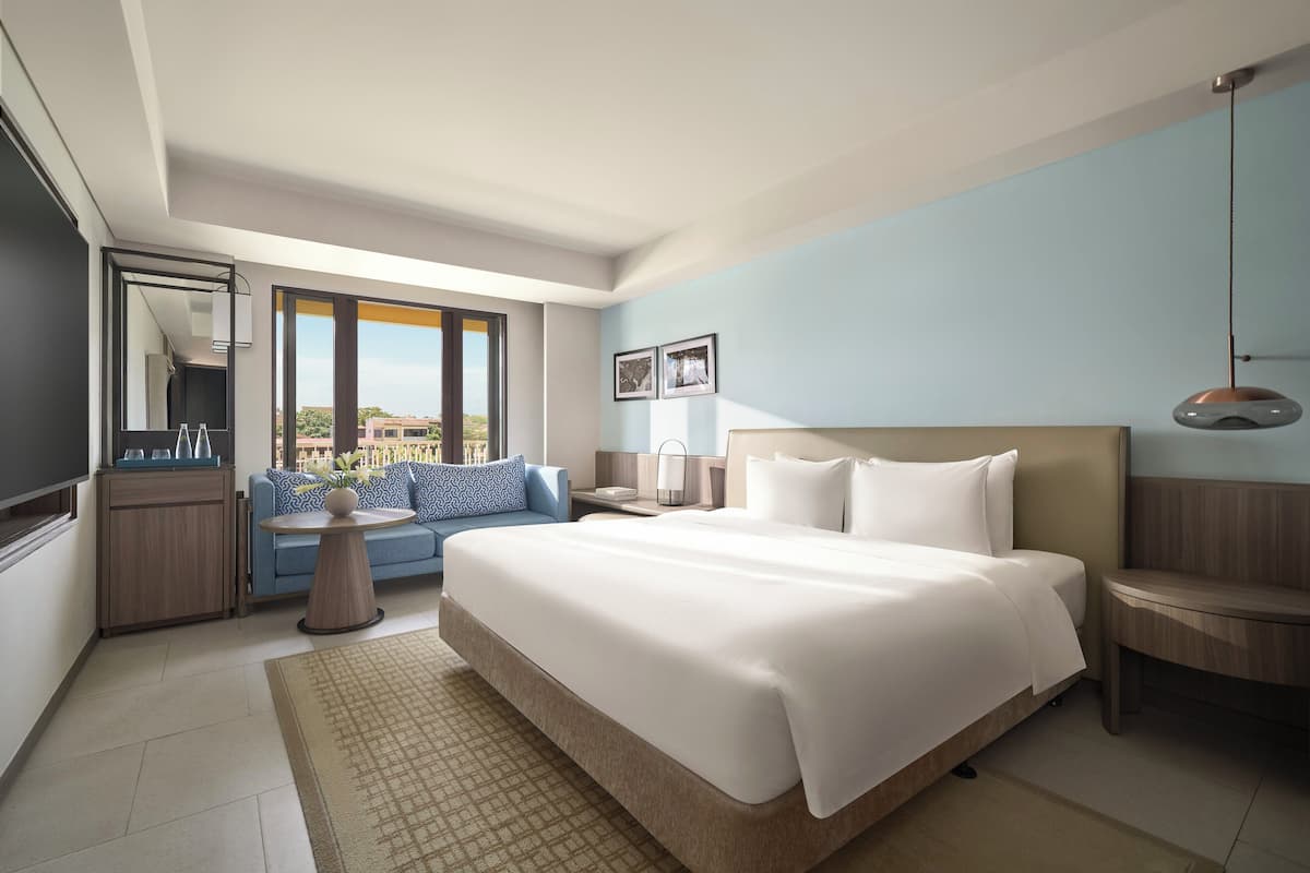 Habitación Deluxe, 1 cama King size, vista al río | Ropa de cama de alta calidad, camas con pillow-top y minibar