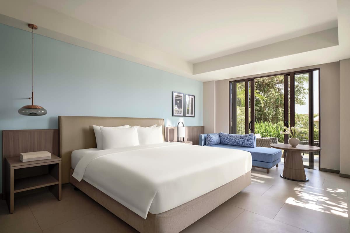 Habitación Deluxe, 1 cama King size | Ropa de cama de alta calidad, camas con pillow-top y minibar