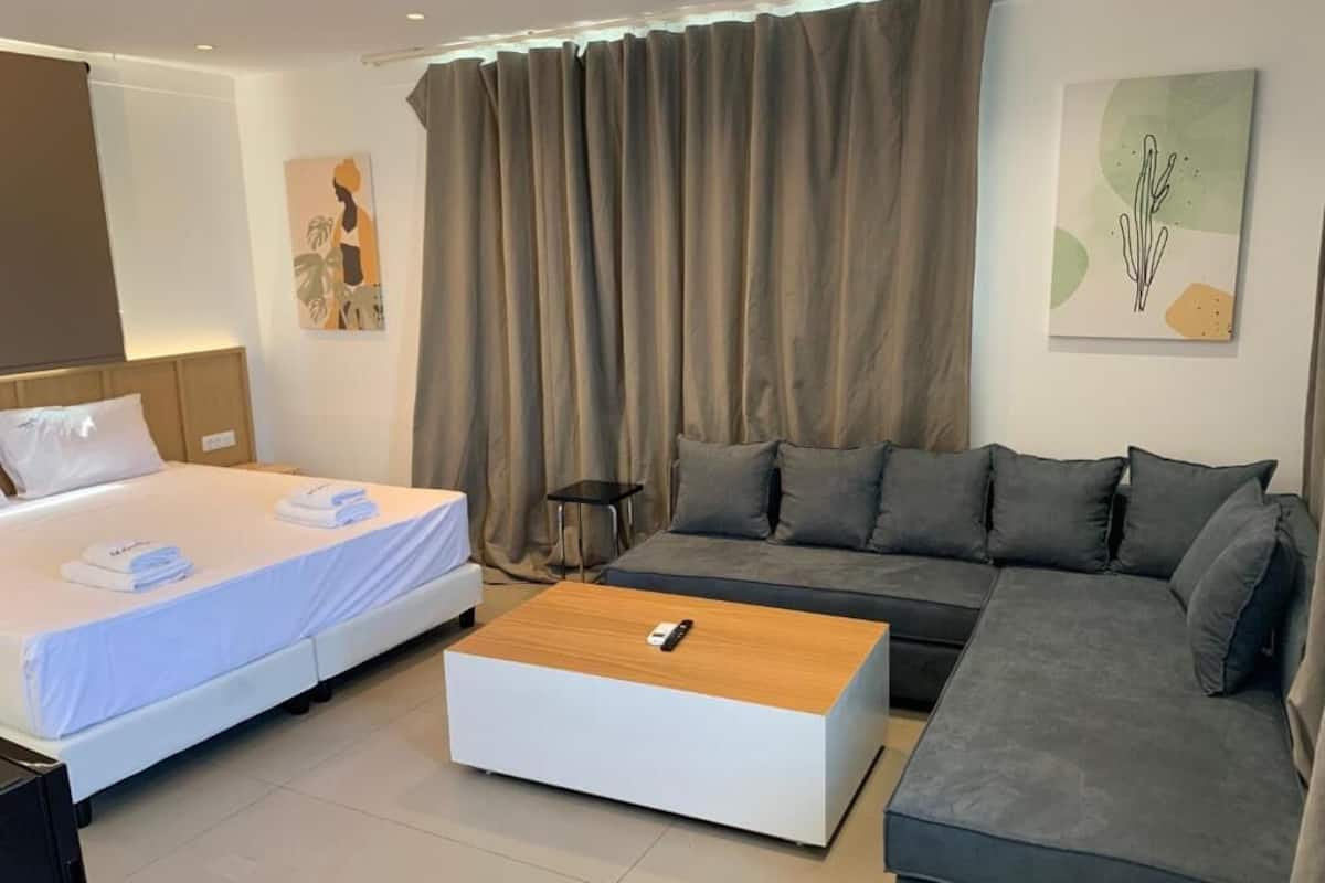 Deluxe dubbelrum - havsutsikt | 1 sovrum, sängtillbehör av högsta kvalitet, minibar och gratis wi-fi