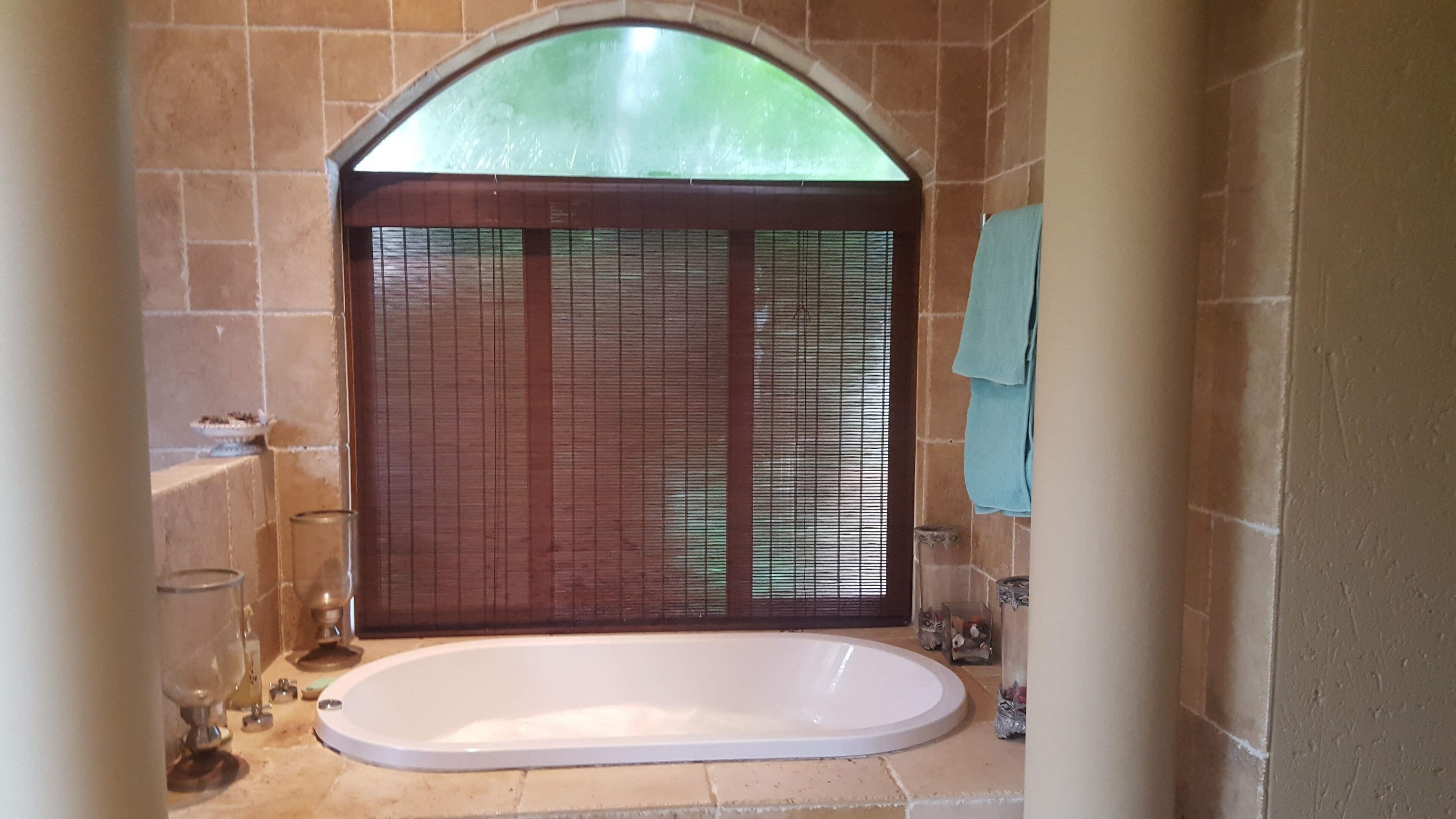 シャワー、ジェットバス、ヘアドライヤー、タオル