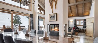 Luxury chalet with sauna and jacuzzi, direct access to the slopes