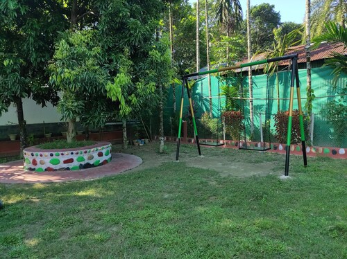 Homocation Manas Green Homestay