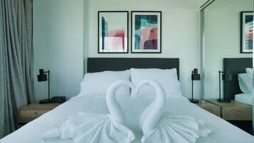 Iron/ironing board, WiFi, bed sheets
