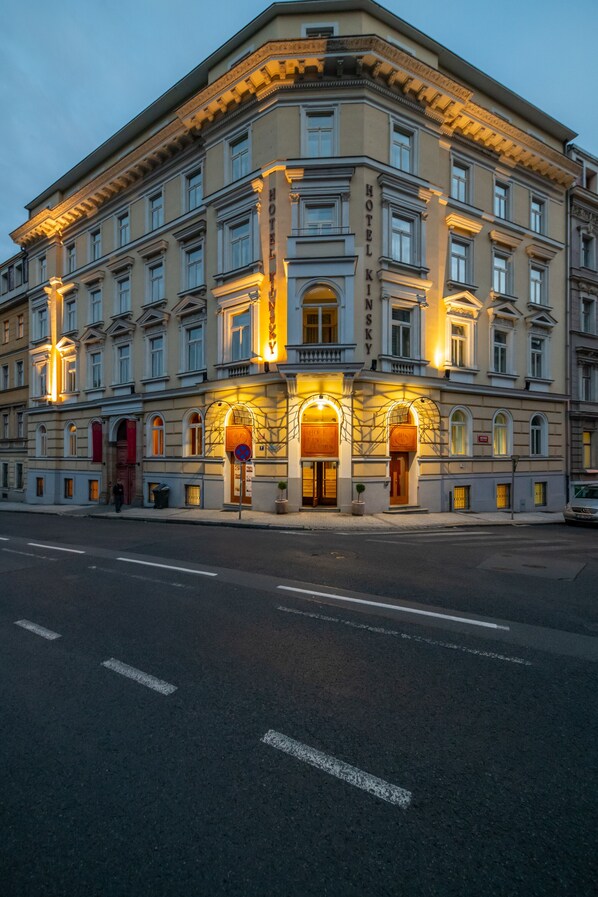 Front of property - Hotel Kinsky Fountain (Prague)