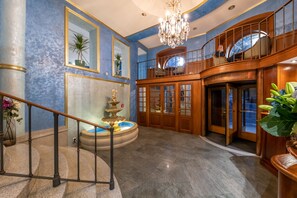 Reception - Hotel Kinsky Fountain (Prague)