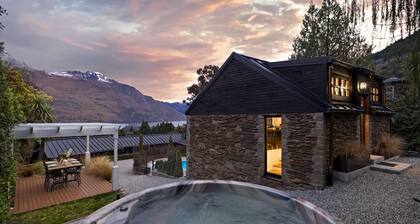Alpine Cottage | Swimming pool | Lake and Mountain Views