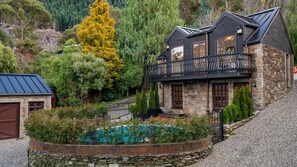 Exterior - Alpine Cottage | Swimming pool | Lake and Mountain Views (Queenstown)