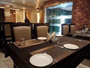 Daily continental breakfast (INR 300 per person)