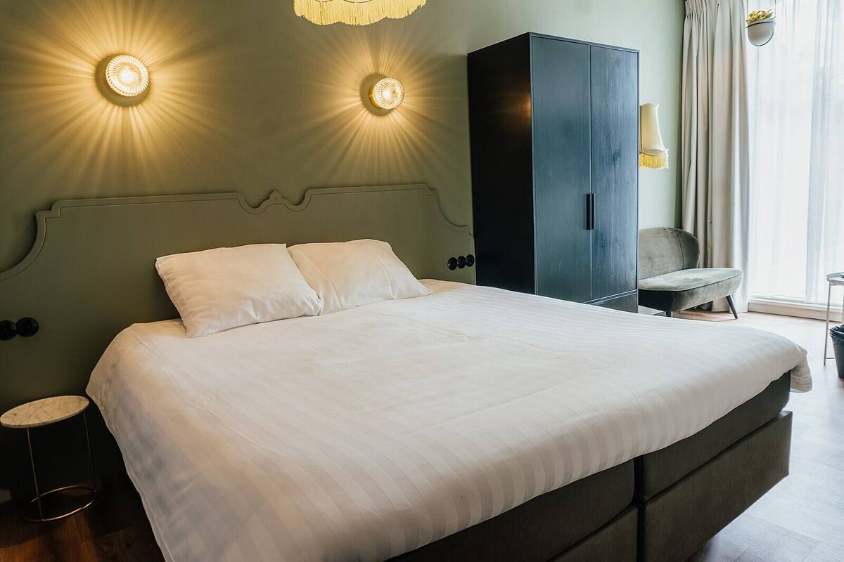 Superior Double Room | Premium bedding, WiFi (free), bed sheets