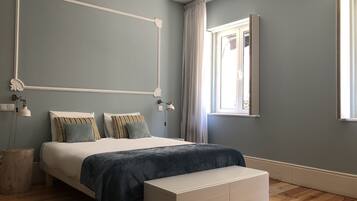 5 bedrooms, free WiFi, bed sheets