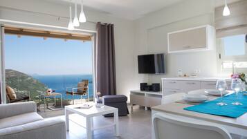 Una Smart TV, un reproductor estéreo